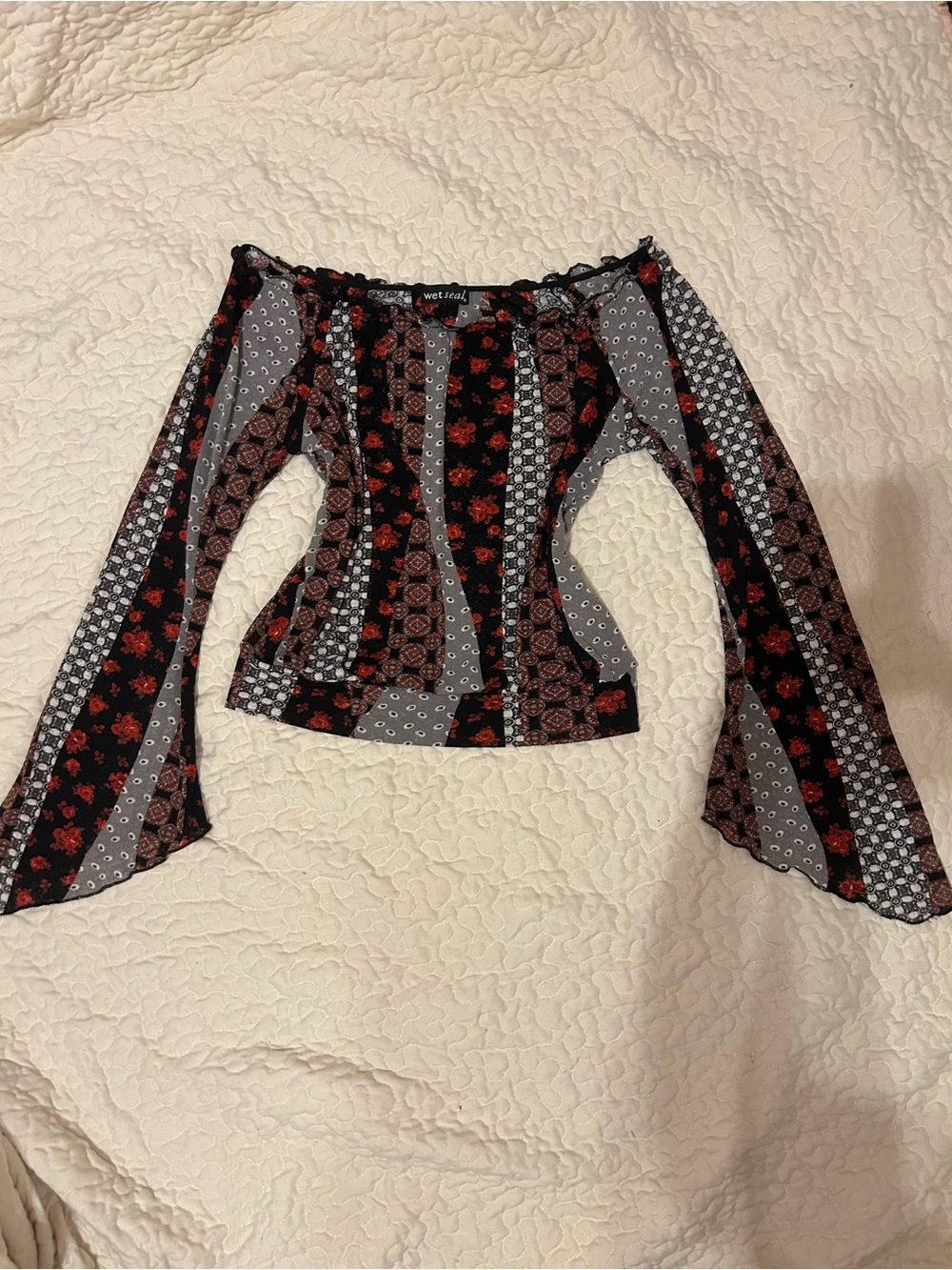 Wet Seal Black & Red Patchwork Off-Shoulder Bell Sleeve Y2K Top